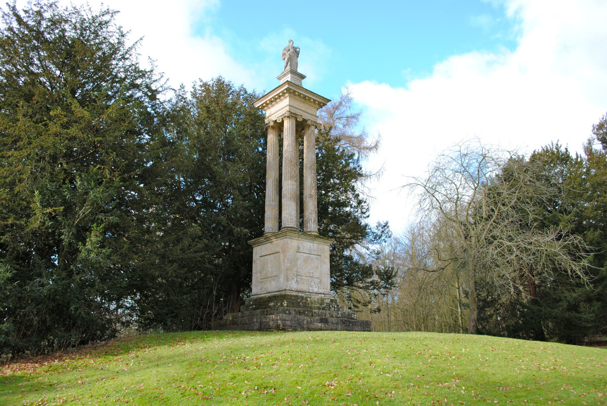 Statue of Queen Caroline